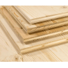Biobrett (3-fach verleimte Massivholzplatte) ist ein moderner umweltfreundlicher Material, der in vielen Holzarten erhältlich ist.
Die Außenflächen in unterschiedlicher Qualität und Dicke bestehen aus durchgehenden, hochkant verleimten Latten, die über die gesamte Breite der Platte verlegt sind.
Die mittlere Schicht besteht aus verbundene Latten. Die einzelnen Lagen sind in einem Winkel von 90° miteinander verleimt, was die Platten stabiler gegen Durchbiegung und Verwindung macht als z. B. eine Vollverfugung.
