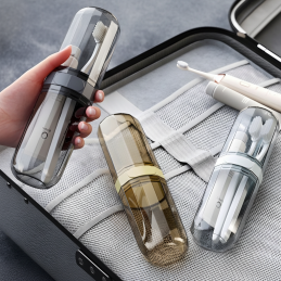 Reiseetui für Zahnbürsten /...