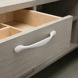 Griff LOREN / Weiß matt