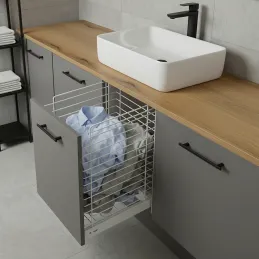 Ausziehbarer Wäschekorb mit Dämpfung und Türbefestigung ORTA / Weiß matt