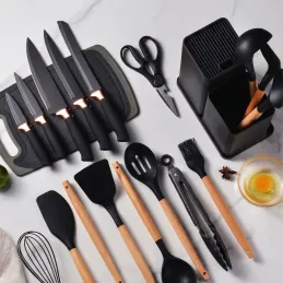 Set aus 12 Küchenbestecken und Messern mit Schere und Brett ELYS / Schwarz