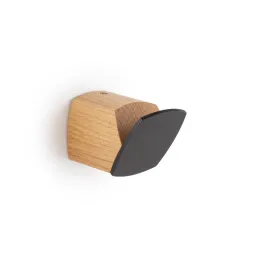 Exklusiver Holzkleiderbügel LOREN / Eiche lackiert - schwarz