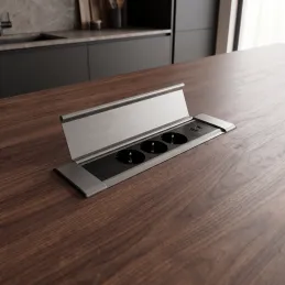 SLIM BOX SCHUKO 3-fach Steckdosenleiste für den Innenbereich 230V + USB / Edelstahl