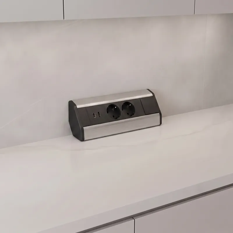 Innen-Steckdosenleiste CORNER SCHUKO 2x 230V + USB A-C / Edelstahl