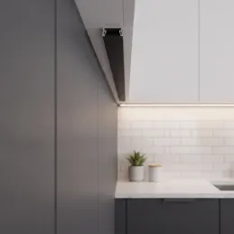 Aluminiumleiste ZARIA für LED-Beleuchtung mit schwarzer Abdeckung / Schwarz matt