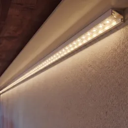 Eckiges Aluminiumprofil ZARIA für LED-Beleuchtung mit transparenter Abdeckung / Weiß matt