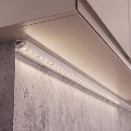 Eckiges Aluminiumprofil ZARIA für LED-Beleuchtung mit transparenter Abdeckung / Weiß matt