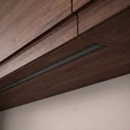 ZARIA Aluminium-Abdeckleiste für LED-Beleuchtung mit schwarzer Abdeckung / Schwarz matt