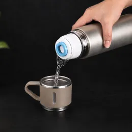 Edelstahl-Thermosflasche mit Becher THERMIO 500ml / Beige
