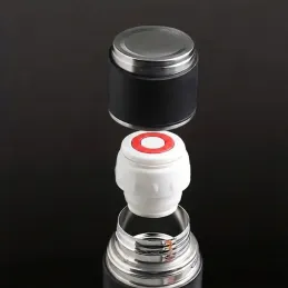 Design-Thermosflasche mit 3 Bechern 400 ml / Schwarz matt