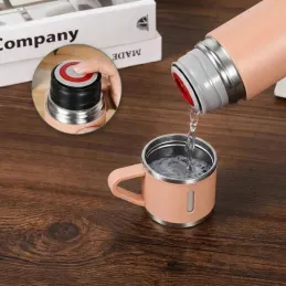 Design-Thermosflasche mit 3 Bechern 400 ml / Rosa