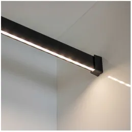 SLIM Kleiderstange für LED-Streifen mit Abdeckung / Schwarz